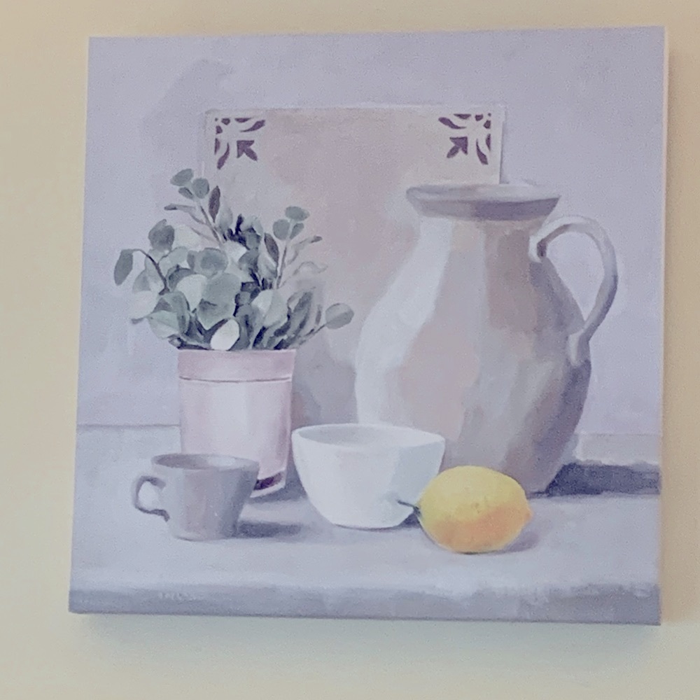 Adorable canvas 20x20 picture. Crisp and Clean 🍋